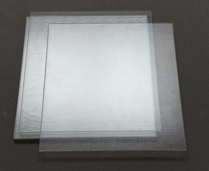 3.2mm Low Iron Patterned Toughened Glass Clear Tempered Solar Glass Panel