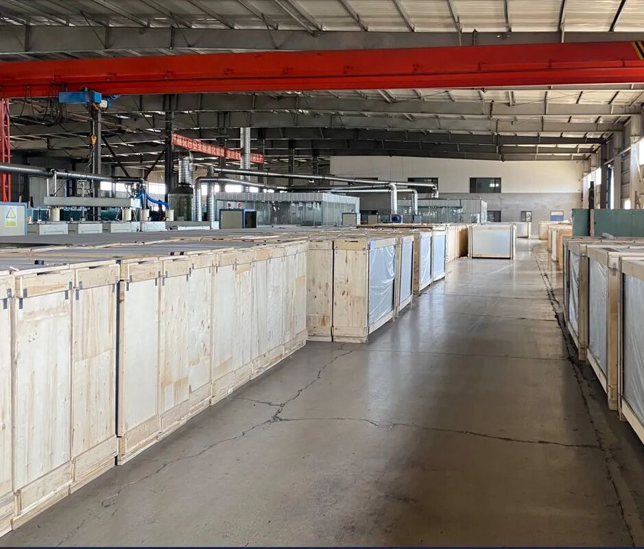 Jumbo Size Oversize 6.38mm 8.38mm 10.38mm 12.38mm Thickness High Quality Extra Clear (Low iron glass) Safety Laminated Glass with Wholesale Low Price.